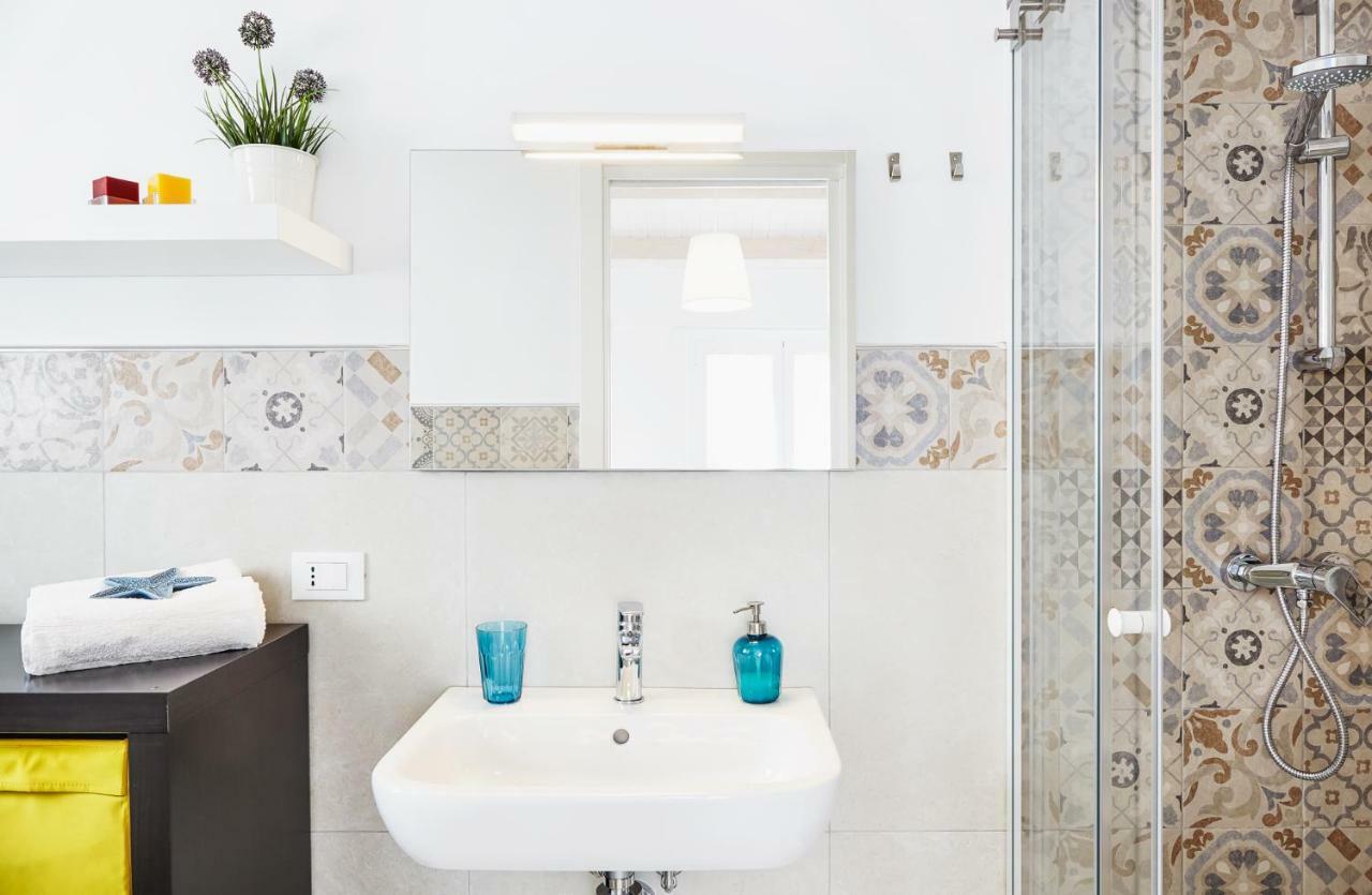 Casa Vacanze "Oceano Mare" Pozzallo Exteriör bild